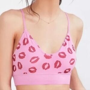 ✨Urban Outfitters Out From Under Kisses Bralette Bra - NEW!